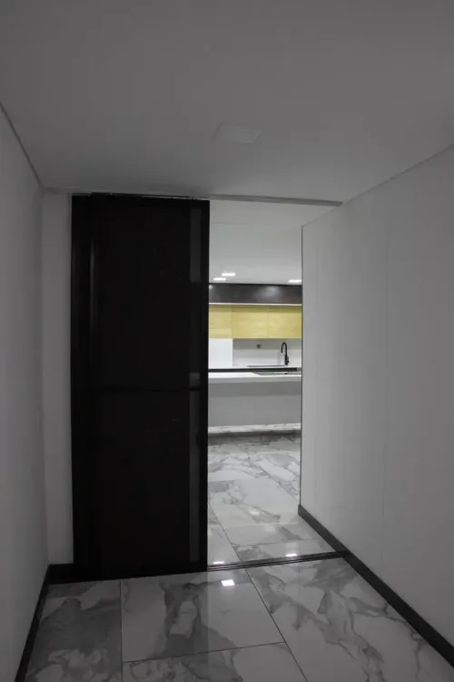 Apartamento de 3 alcobas en venta en Laureles, Medellín, 200 m² · foto 9 de 24