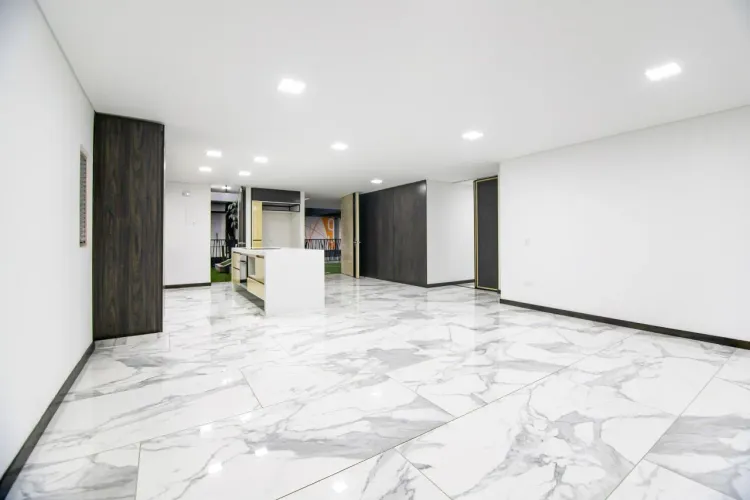 Apartamento de 3 alcobas en venta en Laureles, Medellín, 200 m² · foto 13 de 24