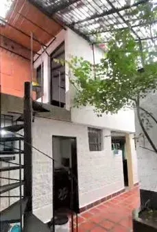 Casa de 4 alcobas en venta en Laureles, Medellín, 210 m² · foto 24 de 24