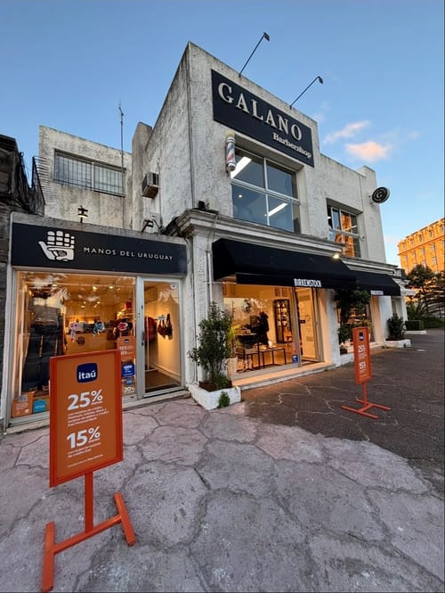 Local Comercial en Alquiler · Foto 3