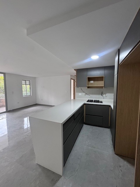 Apartamento en venta en La Pilarica, Medellín · foto 7 de 17
