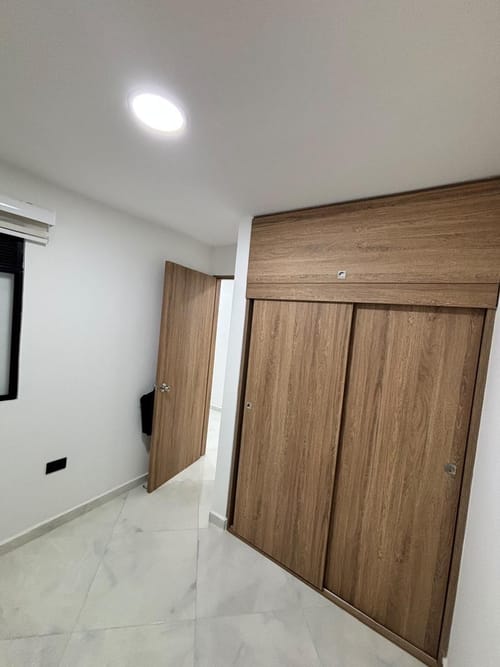 Apartamento de 3 alcobas en venta en Niquia, Bello, 74 m² · foto 2 de 16