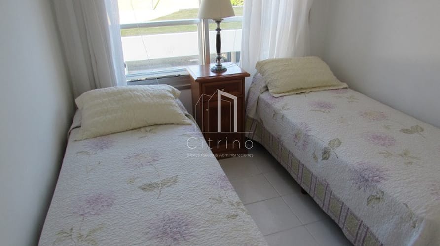 ALQUILER APTO ANUAL PRIMERA LINEA · Photo 8