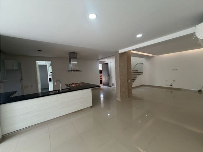 Casa de 3 alcobas en venta en Pance, Cali, 217 m² · foto 6 de 24