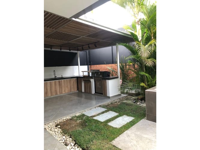 Casa de 3 alcobas en venta en Pance, Cali, 217 m² · foto 11 de 24