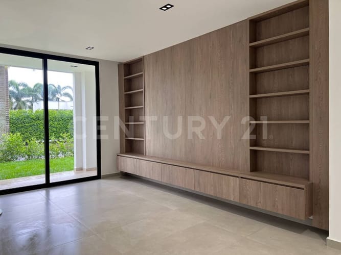 Casa de 5 alcobas en venta en Barcelona, Villavicencio, 460 m² · foto 3 de 23