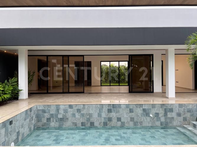 Casa de 5 alcobas en venta en Barcelona, Villavicencio, 460 m² · foto 20 de 23