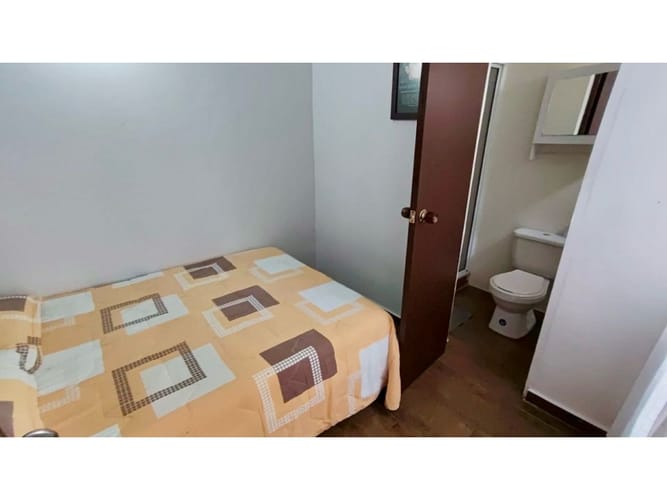 Casa de 4 alcobas en venta en Villa Nueva Alta, Copacabana, 594 m² · foto 19 de 24
