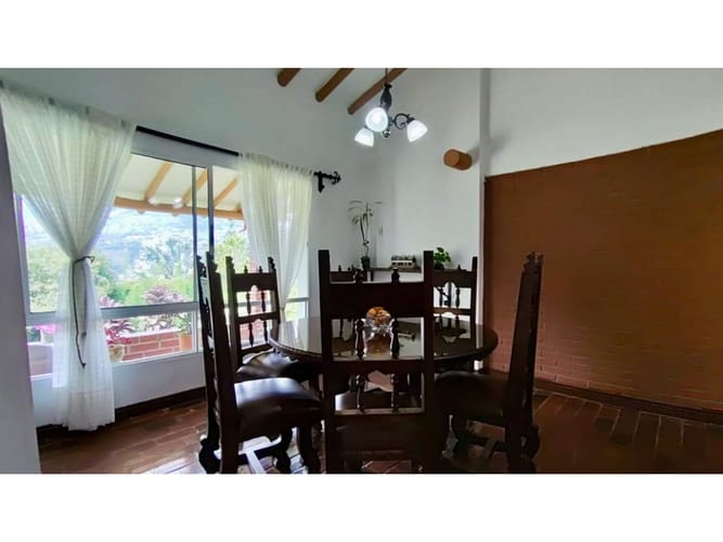 Casa de 4 alcobas en venta en Villa Nueva Alta, Copacabana, 594 m² · foto 20 de 24