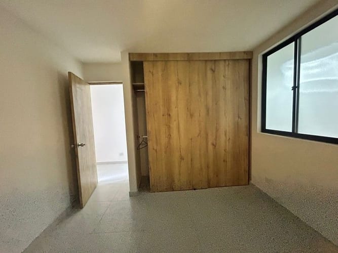 Apartamento de 2 alcobas en arriendo en Boston, Medellín · foto 5 de 7
