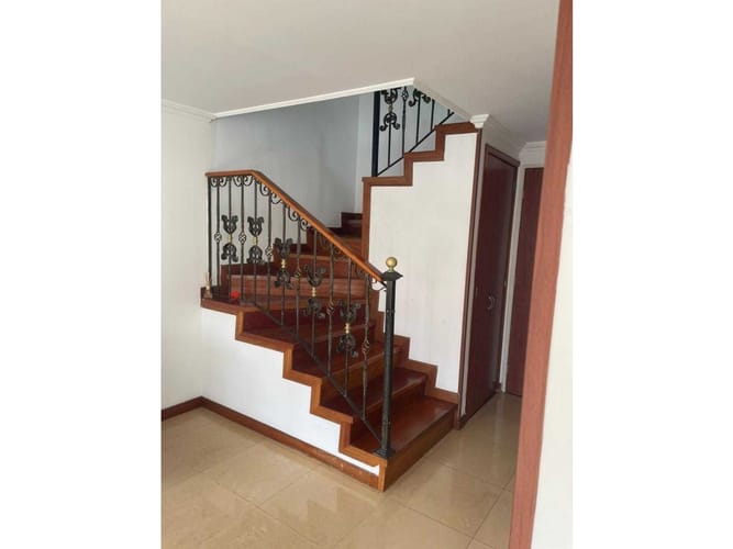 Apartamento de 3 alcobas en venta en La Liberia, Bogotá, 93 m² · foto 2 de 24