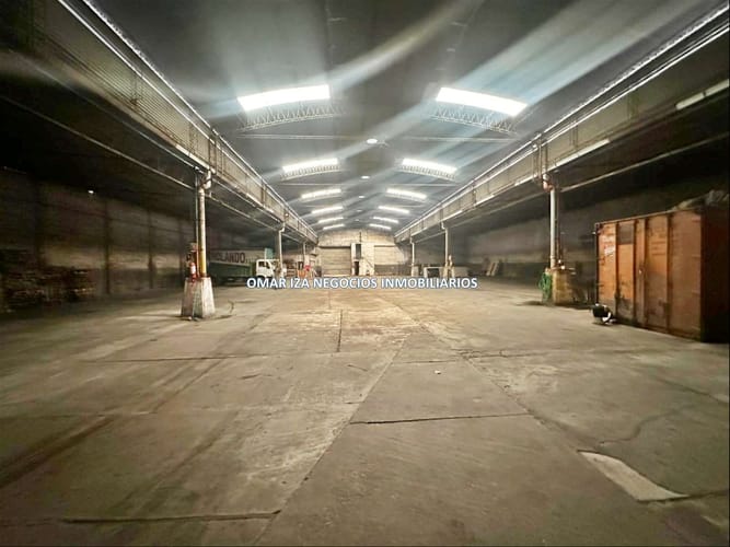 Local industrial o galpón en Alquiler · Foto 3