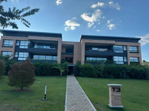 Apartamento de 2 alcobas en arriendo en Llano Grande, Rionegro, 189 m² · foto 6 de 12