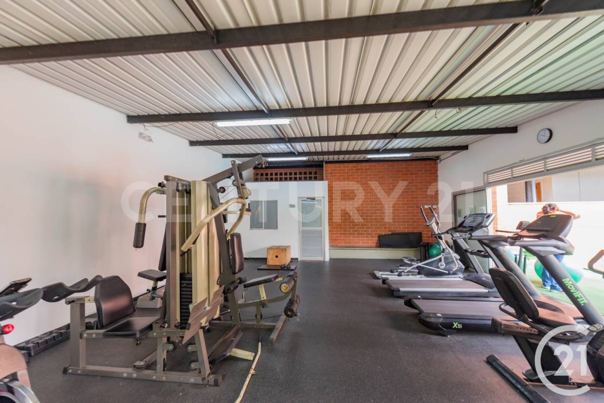 Apartamento en venta en Uribe Angel, Envigado · foto 11 de 24