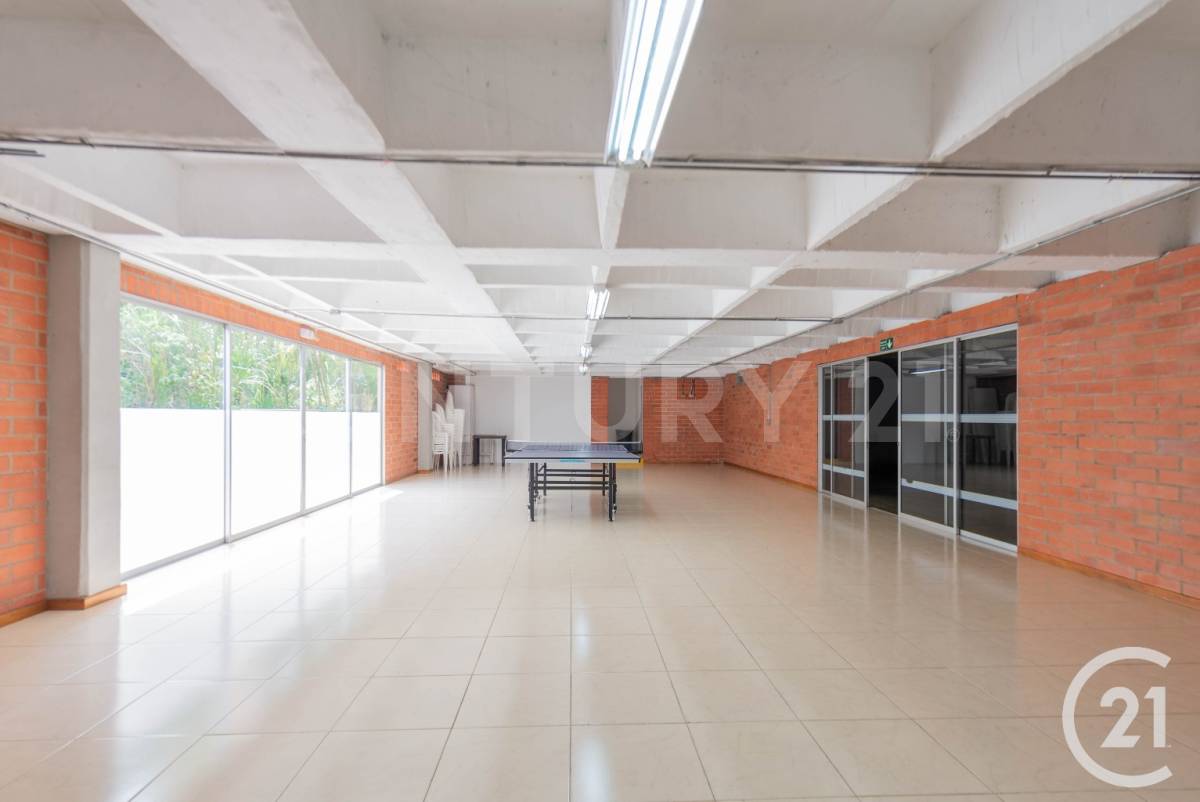 Apartamento en venta en Uribe Angel, Envigado · foto 22 de 24