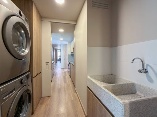 Apartamento en venta en Altos Del Poblado, Medellín · foto 7 de 24