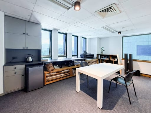 Oficina en venta en Milla De Oro, Medellín, 67 m² · foto 3 de 24