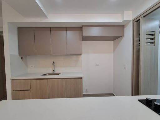 Apartamento de 2 alcobas en arriendo en Ciudad Del Río, Medellín, 65 m² · foto 2 de 18