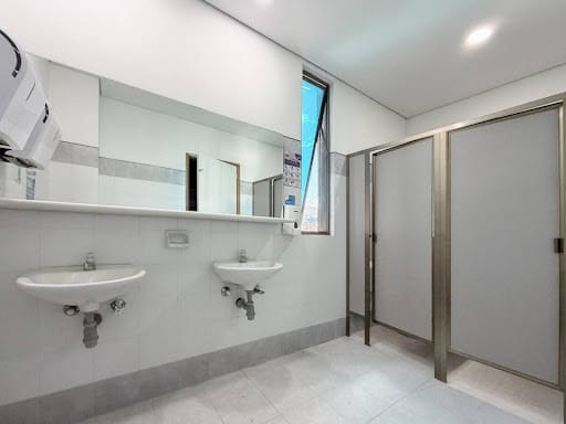 Oficina en venta en Milla De Oro, Medellín, 67 m² · foto 12 de 24