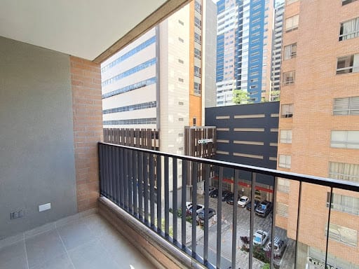 Apartamento de 2 alcobas en arriendo en Ciudad Del Río, Medellín, 65 m² · foto 8 de 18