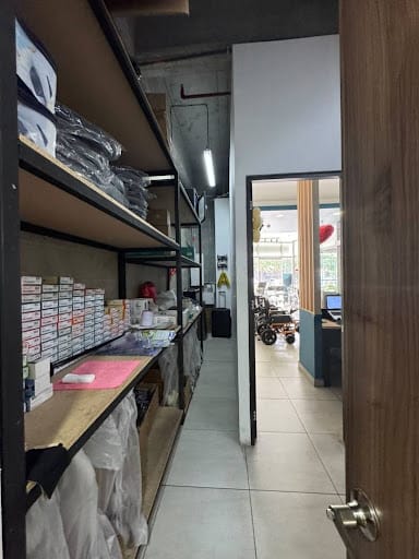 Local en arriendo en Patio Bonito, Medellín, 68 m² · foto 11 de 12