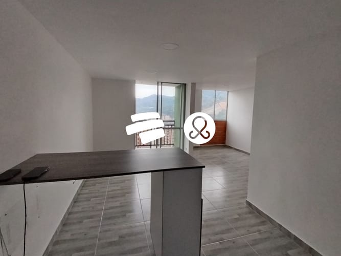 Apartamento de 2 alcobas en venta en Bucaros, Bello, 53 m² · foto 2 de 20