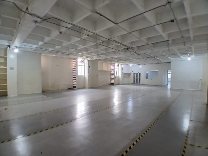 Bodega en arriendo en Primavera, Envigado, 300 m² · foto 2 de 10