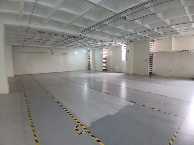 Bodega en arriendo en Primavera, Envigado, 300 m² · foto 6 de 10