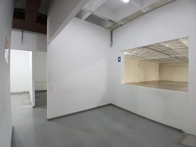 Bodega en arriendo en Primavera, Envigado, 300 m² · foto 10 de 10