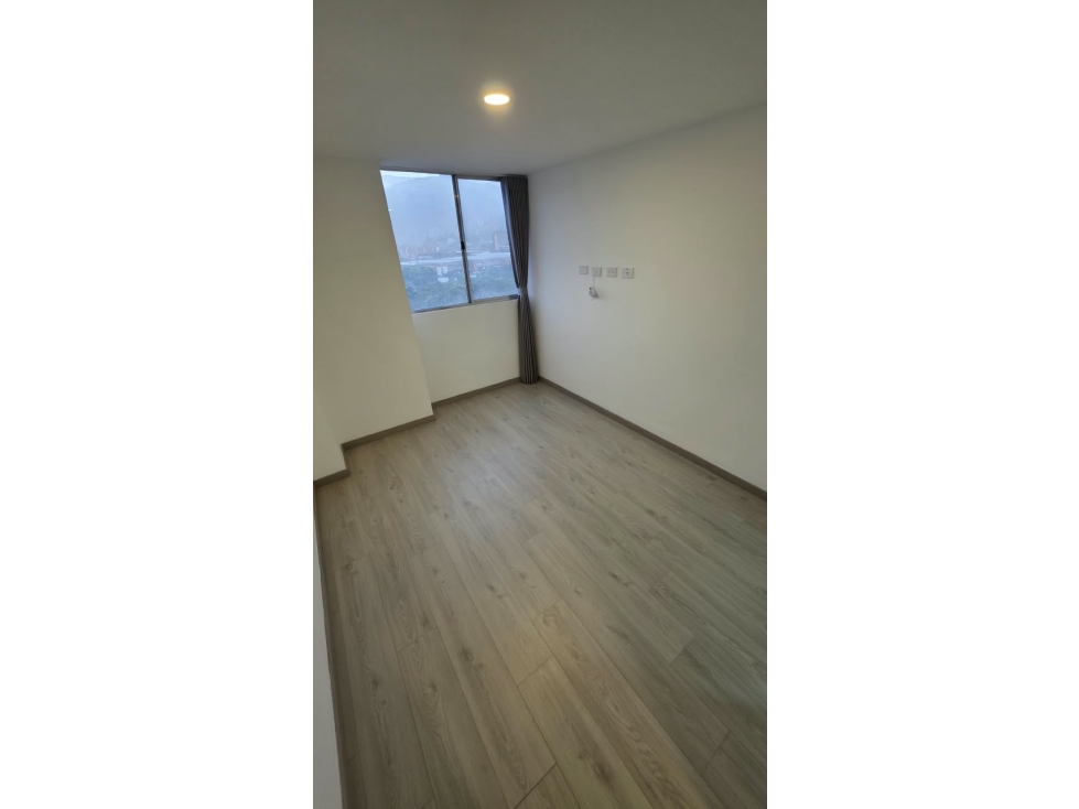 Apartamento en arriendo en Zona Industrial No. 1, Itagüí · foto 11 de 17