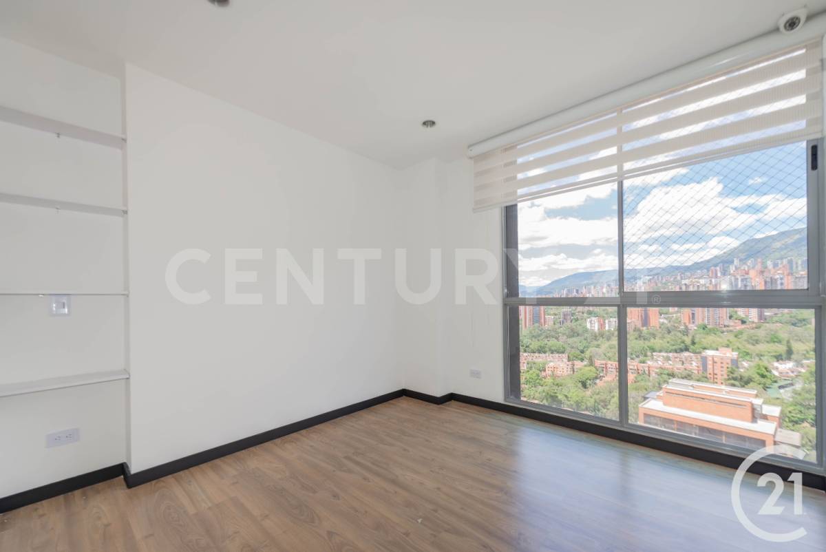 Apartamento en venta en Camino Verde, Envigado · foto 3 de 23