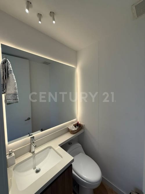 Apartamento de 2 alcobas en venta en El Tesoro, Medellín, 109 m² · foto 17 de 18