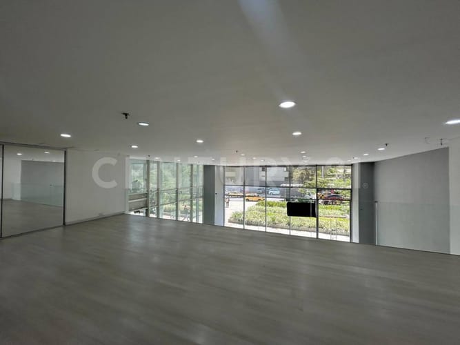 Local en arriendo en Urbanizacion El Pinar Alto, Medellín, 263 m² · foto 7 de 13