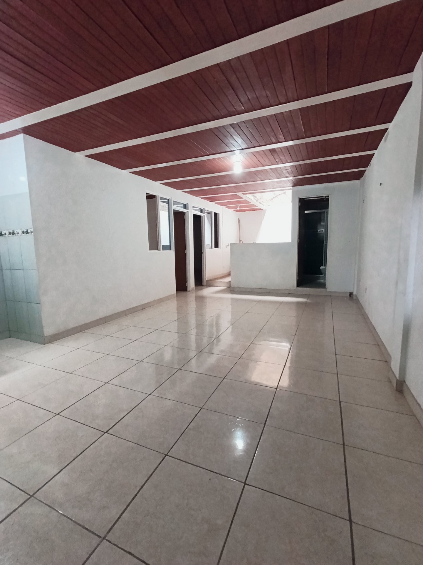 Apartamento en arriendo en Andres Sanin, Cali · foto 3 de 13