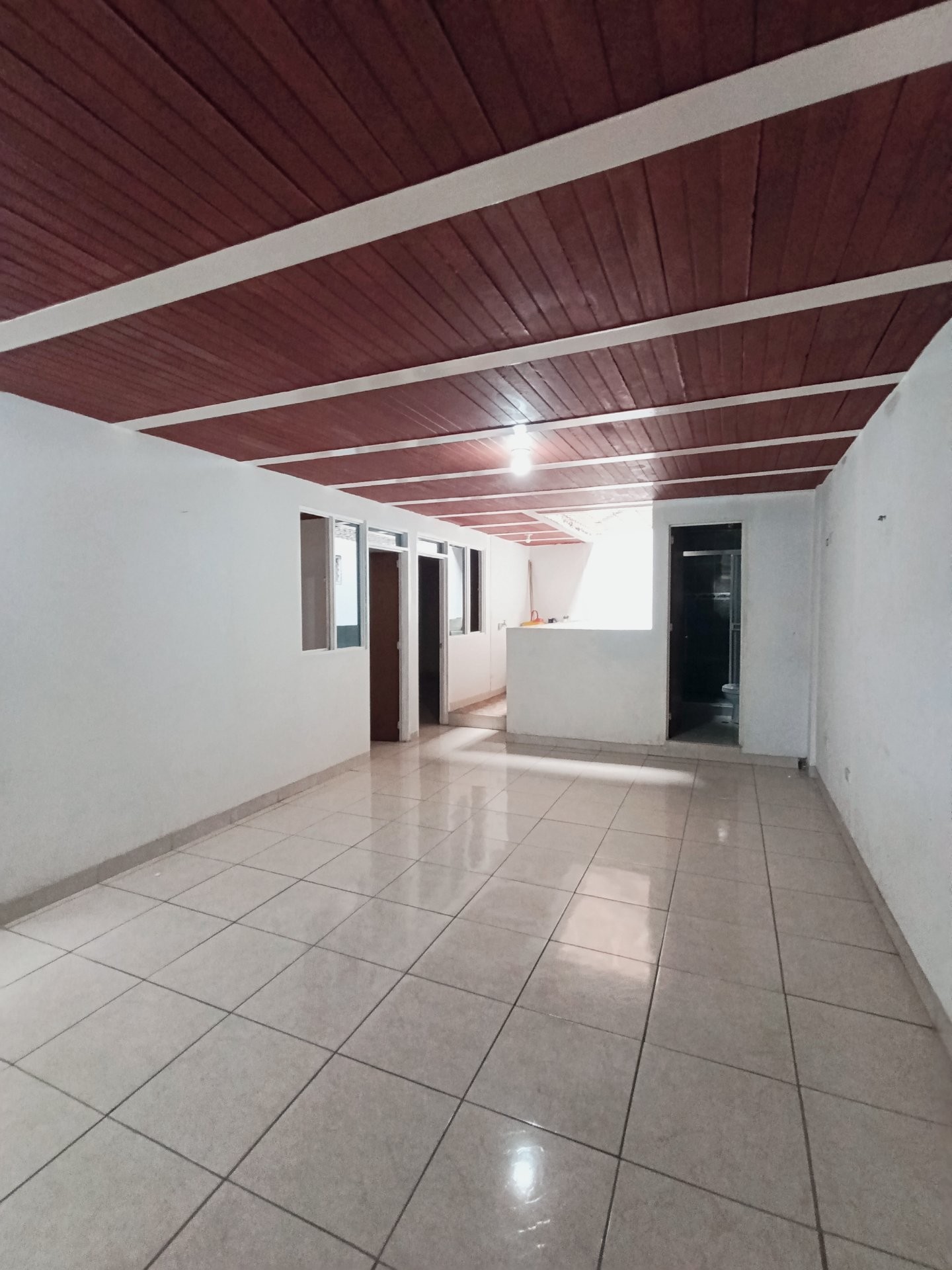 Apartamento en arriendo en Andres Sanin, Cali · foto 4 de 13