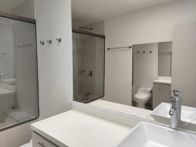 Apartamento de 4 alcobas en venta en El Poblado, Medellín, 159 m² · foto 23 de 24