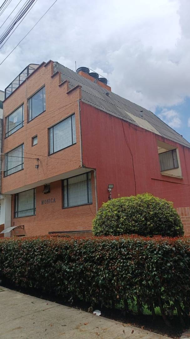 Apartamento en venta en Cedritos, Bogotá · foto 2 de 21