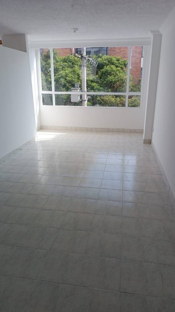 Apartamento en venta en Cedritos, Bogotá · foto 8 de 21