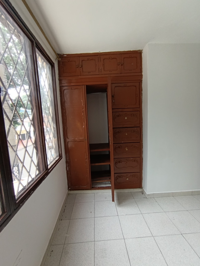 Apartamento en arriendo en Troncal, Cali · foto 3 de 15