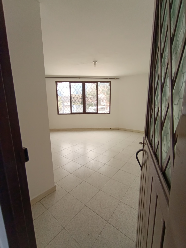 Apartamento en arriendo en Troncal, Cali · foto 5 de 15