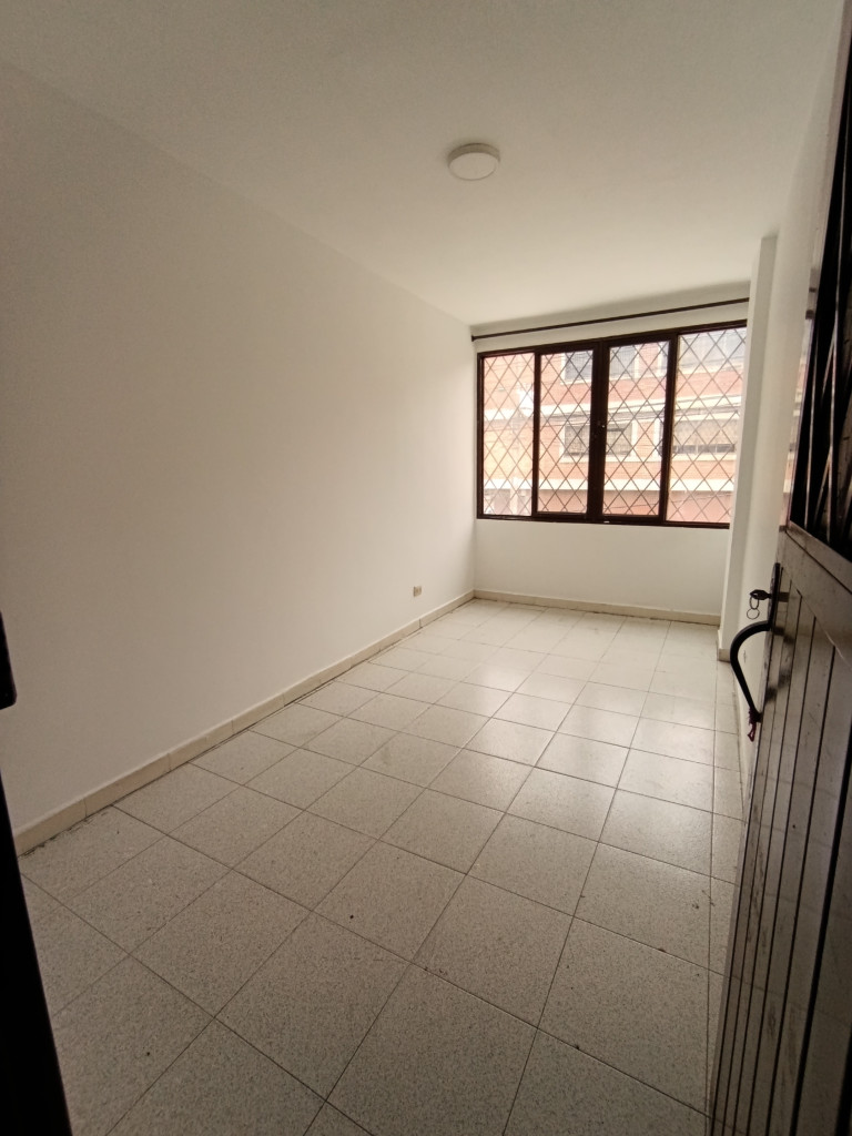 Apartamento en arriendo en Troncal, Cali · foto 6 de 15