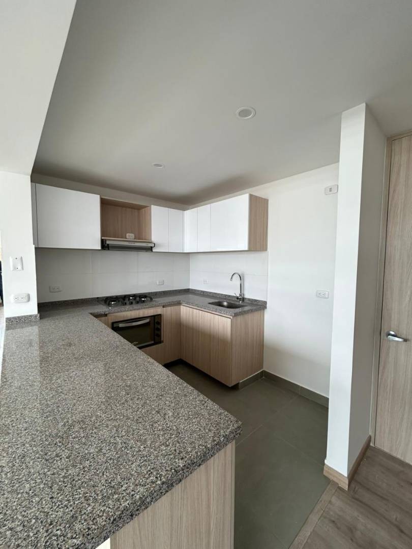 Apartamento en venta en Lagos De Torca, Bogotá · foto 5 de 10