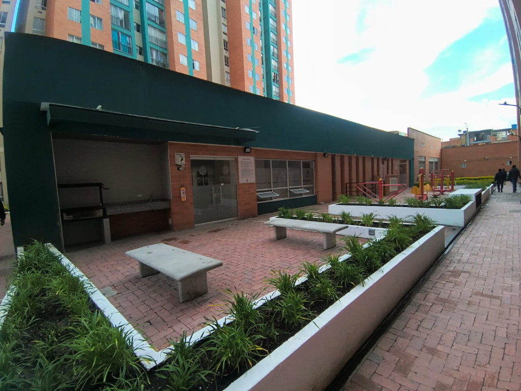 Apartamento en venta en Fontanar Del Río, Bogotá · foto 2 de 19