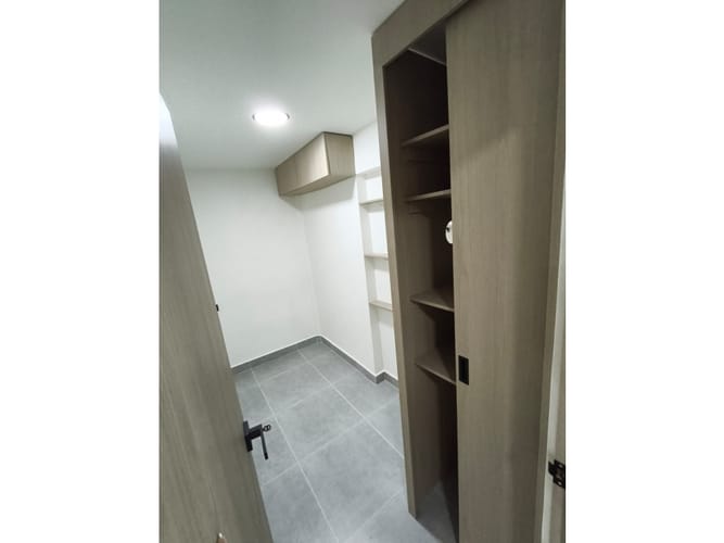 Apartamento de 3 alcobas en arriendo en Simon Bolivar, Medellín, 60 m² · foto 9 de 14