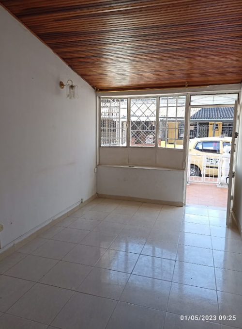 Casa de 3 alcobas en venta en Jardin Et. I, Ibagué, 81 m² · foto 3 de 14