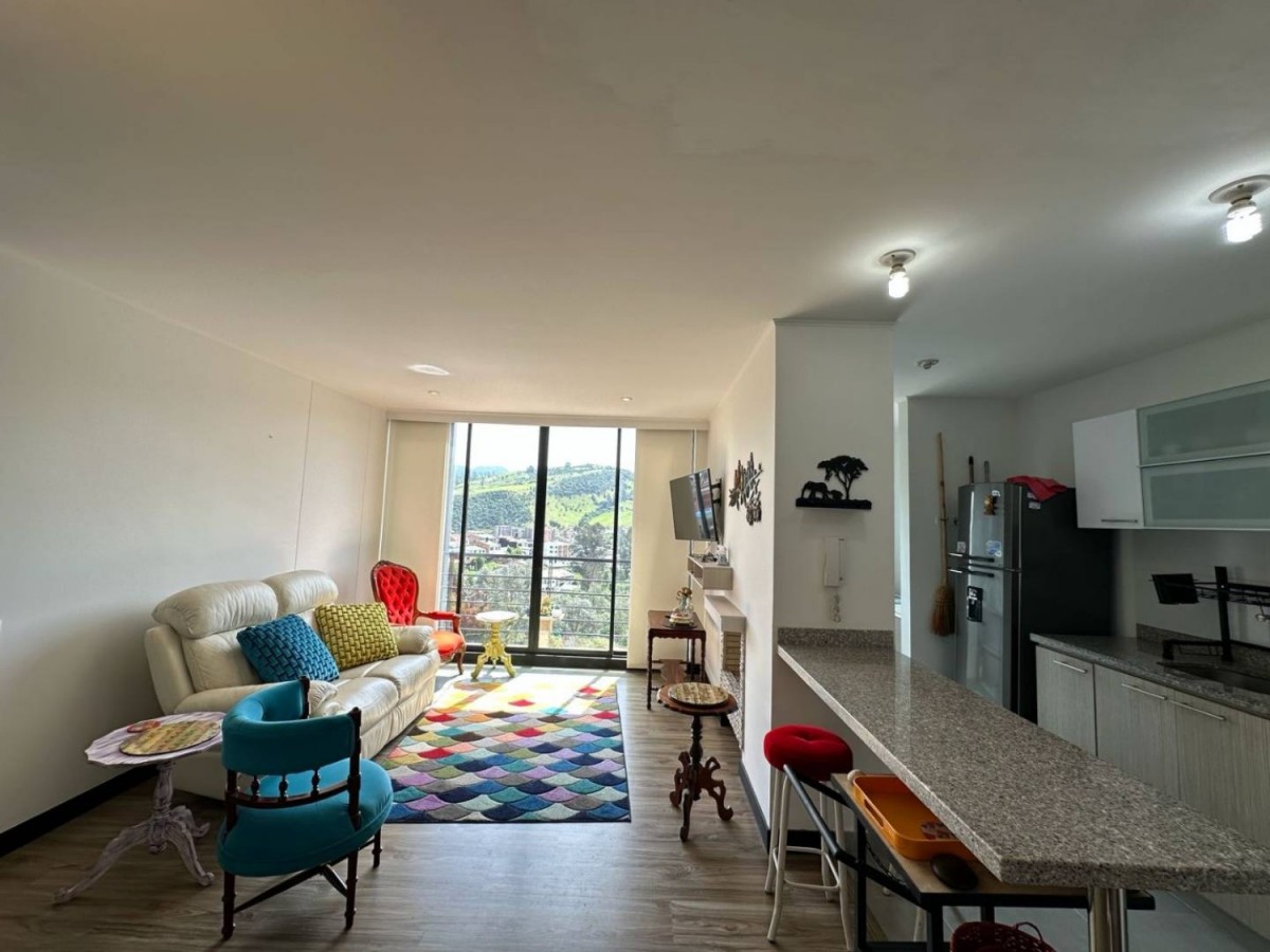 Apartamento en venta en Conjunto Casa De Campo, La Calera · foto 2 de 18
