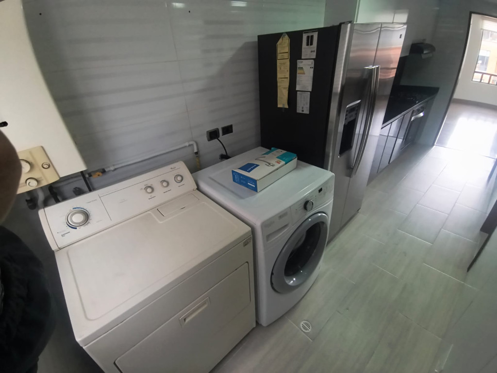 Apartamento en venta en Santa Barbara Central, Bogotá · foto 8 de 24