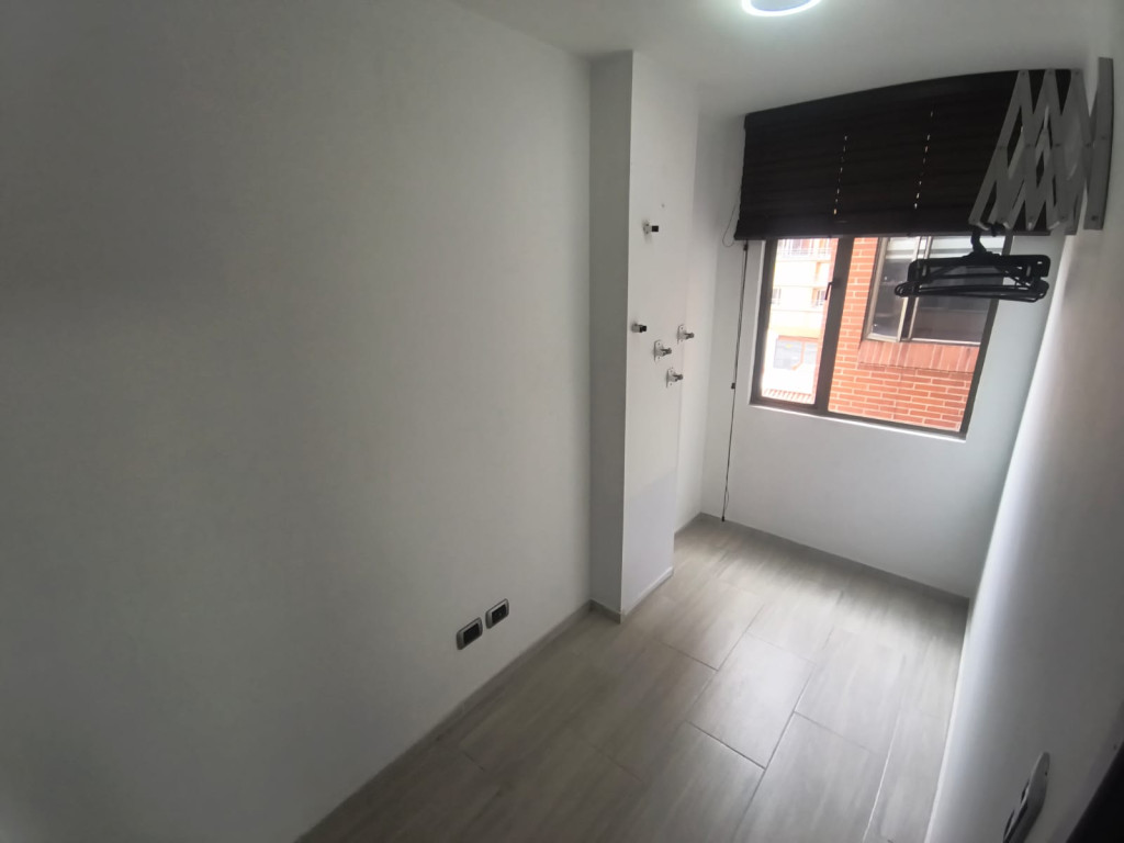 Apartamento en venta en Santa Barbara Central, Bogotá · foto 9 de 24