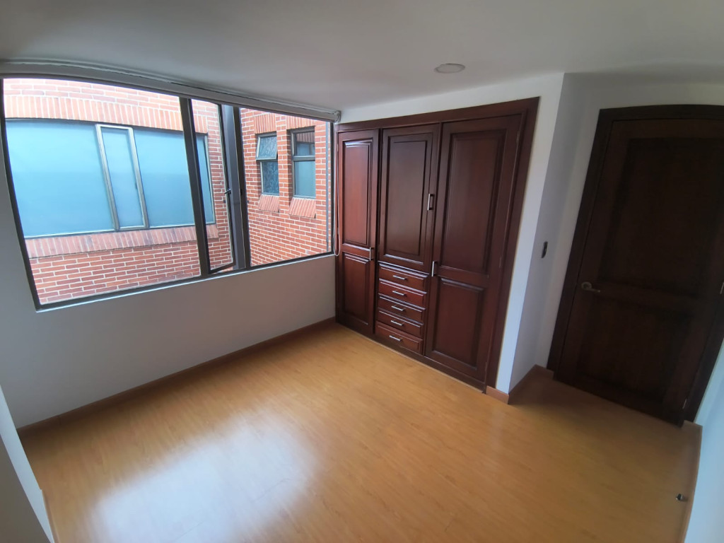 Apartamento en venta en Santa Barbara Central, Bogotá · foto 12 de 24