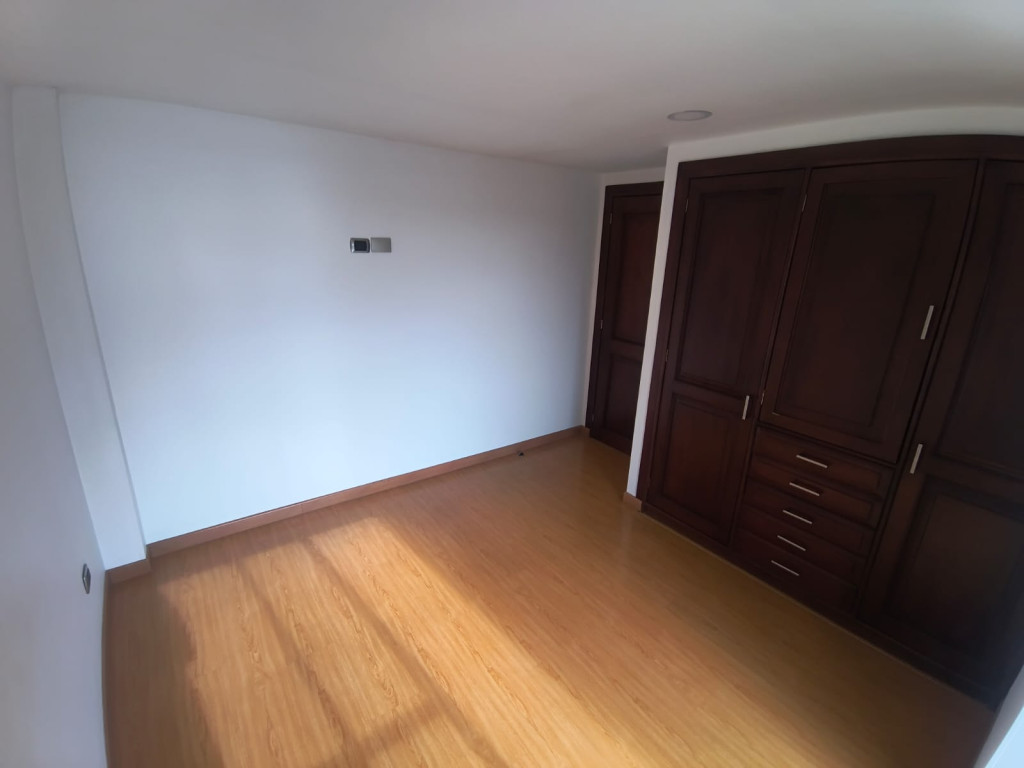 Apartamento en venta en Santa Barbara Central, Bogotá · foto 13 de 24